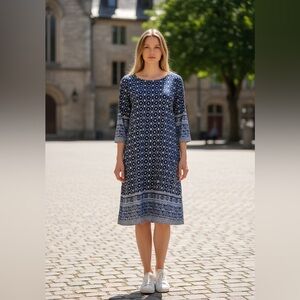 NEW, BB Collection, Printed Stretch Dress, Size M, Blue, Navy, White